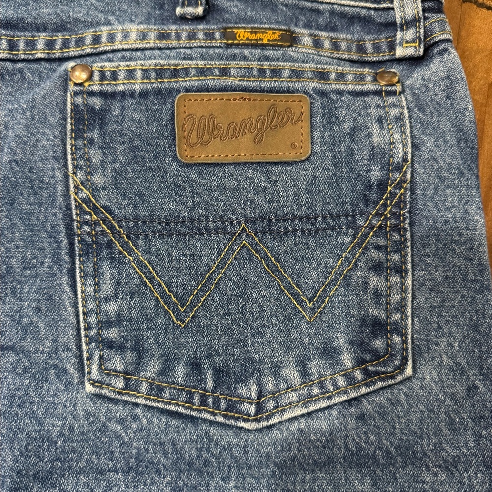 Wrangler George Strait collection Jeans size 36 x 34